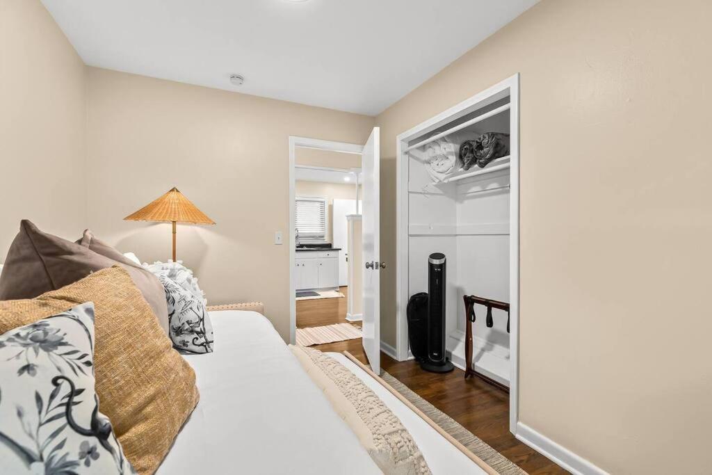 New! Cozy Mid Century Modern Oasis 3Bd Home Roseville Ngoại thất bức ảnh
